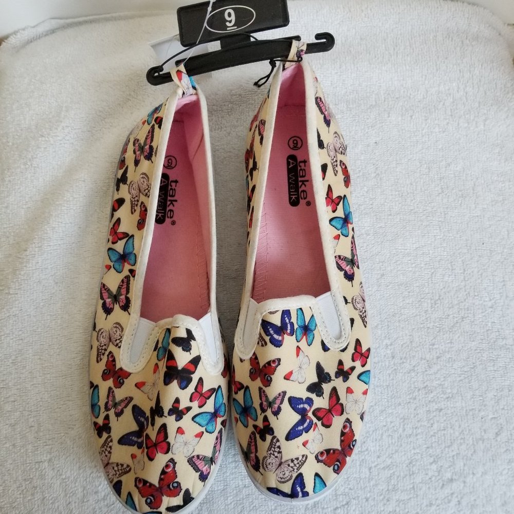 Ladies Take a Walk Butterfly Slip on Shoes Size 9 NWT